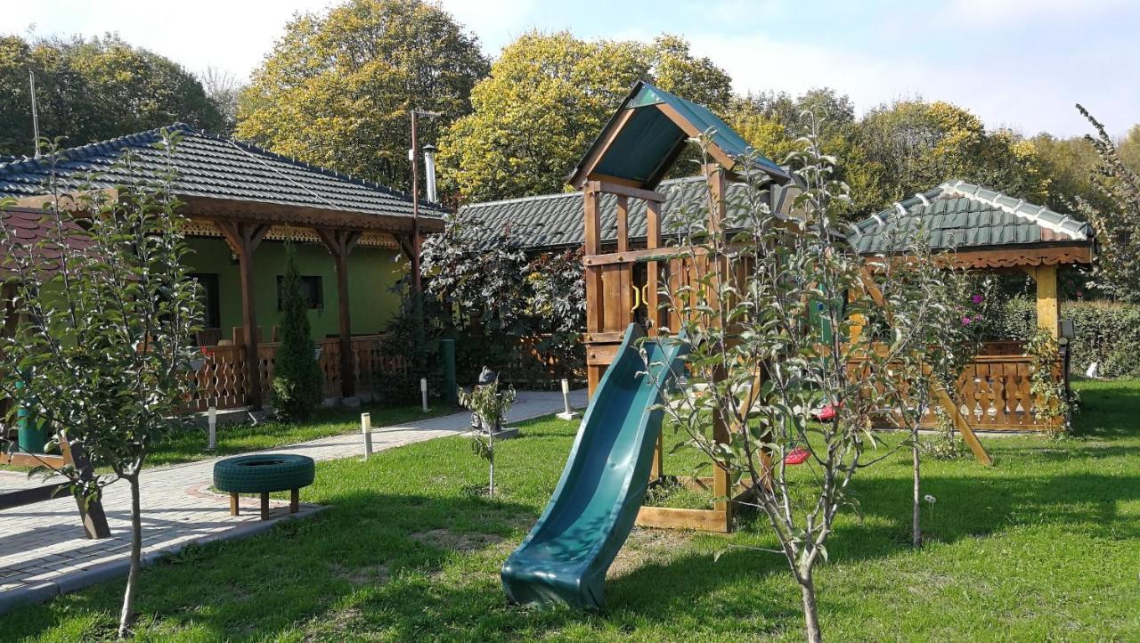 Agropensiunea Valea Fagilor Luncavita Dış mekan fotoğraf